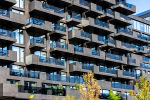 Odkryj fascynujący świat architektury: inspirujące pomysły, niezwykłe konstrukcje i najnowsze trendy architektoniczne